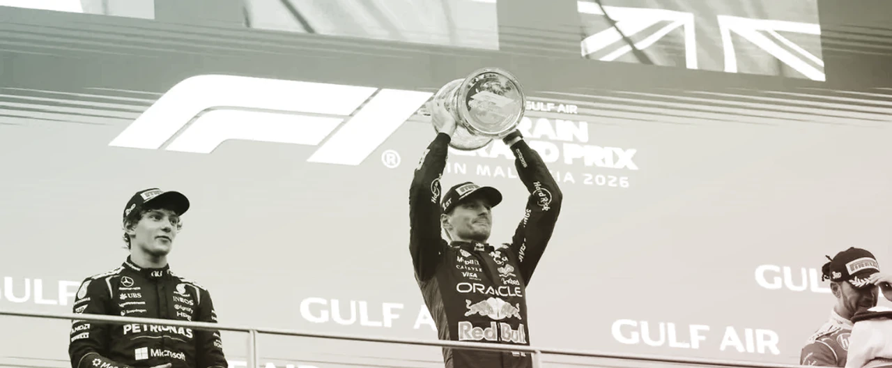 Carrera del Gran Premio de Baréin disputada en el circuito de Sepang, Malasia, con Verstappen como ganador y Checo Pérez 19.º