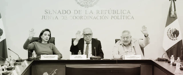 Comisiones del Senado respaldan restringir celulares en educación básica antes de que empiece la norma de la SEP